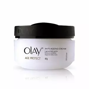 Anti - Ageing Olay Age Protect Cream 40gm /Free Shipping - Picture 1 of 3