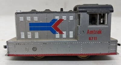 MODEL POWER 96711 HO EMD DIESEL Amtrak Hustler #6711 Vintage. Runs, Needs Repair - Image 1 of 4