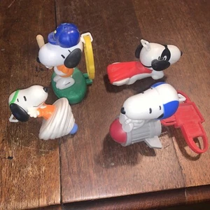 Peanuts Charlie Brown 2015 McDonald's Happy Meal Spielzeug Menge 4 SNOOPY Spielzeug - Bild 1 von 5