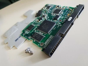 WD300BB-75DEA0, DCM:HSBHCV2CH, DP/N:MY-00X438-12555-340-OOFI, 3.5" EIDE PCB ONLY - Picture 1 of 7