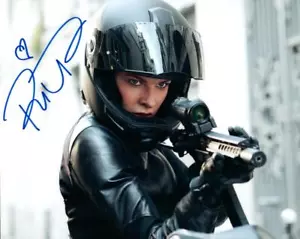 Rebecca Ferguson signed 8x10 Photo autographed Picture beautiful and COA - Picture 1 of 1