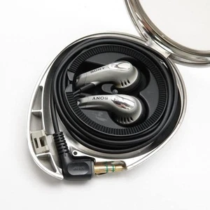 Sony MDR-E575 In-Ear Kopfhörer - klassischer Sony Sound - Bild 1 von 7