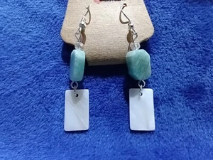 BNWT Blue/Green Aventurine, Crystal & Shell Drop Silver Hook Earrings - Picture 1 of 1