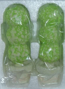 Snowbabies Snowbunnies Dept 56 Springtime Stories Green Shrubs in tub 2614-0 NIB - Picture 1 of 1