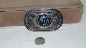 VINTAGE WOMENS SILVER TONE WESTERN BELT BUCKLE WITH BLACK & GRAY STONE  - Picture 1 of 6