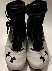 Jugend Under Armour Highlight High Top Fußballschuhe Größe 4,5Y Jungen - Bild 1 von 7