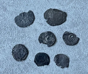 Lot of Seven (7) Great Britain British Hammered Silver Coin Fragments L2 - Picture 1 of 2