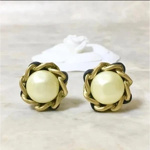 Chanel Authentic earrings pearl leather gold color chain women 2.1cm wide C01 - Picture 1 of 4