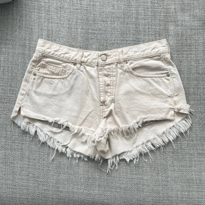 Pantalones cortos Free People para mujer talla 26 denim cortado Foto 1 de 4