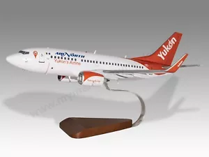 Boeing 737-500 Air North Desk Wood Airplane New Model Large Scale 1/72 - Picture 1 of 13