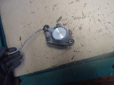 Pinza de freno delantera Yamaha RD 350 PARA REPUESTOS O REPARACIÓN Foto 1 de 4