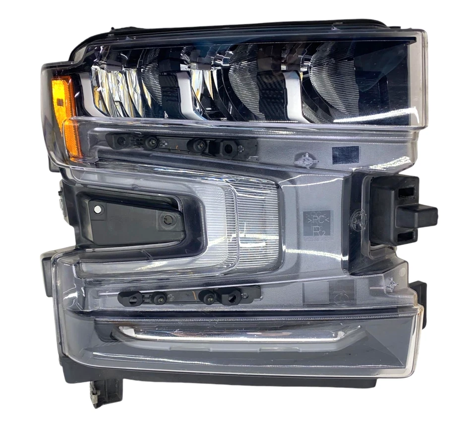 *COMPLETO* FARO LED DERECHO ALTO OCULTO CHEVY SILVERADO 1500 2019-2021 OEM Foto 1 de 4