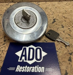 Vintage vented, locking fuel filler cap, made in France - Picture 1 of 6