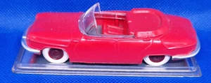 Panhard PL 17 cabriolet, Minialuxe originale 1963, plastica, rossa, con scatola - Foto 1 di 6
