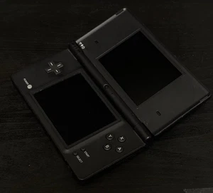 Nintendo DSi Black Handheld CLEAN Console As Is Untested No Cord - Picture 1 of 3