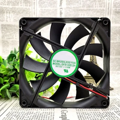 For YOUNGLIN DFS132512H 135*135*25mm 12V 3.0W Power Cooling Fan 2-wire - Image 1 of 4