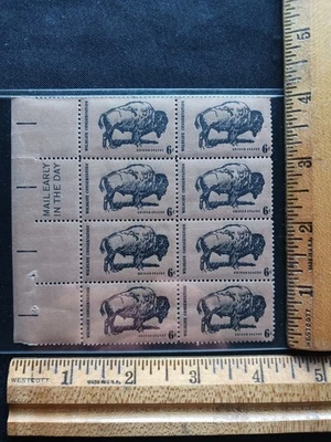 VINTAGE STAMPS BLOCK OF 8 STAMPS WILDLIFE CONSERVATION UNITED STATES BUFFALO  - Image 1 of 3