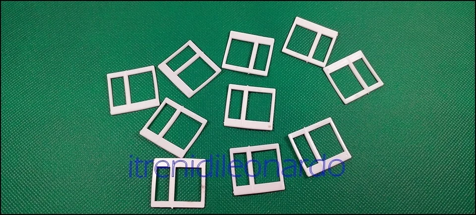 MANTUA Edil Micro Plast 5713 porta negozio 1/100, 1/87  10 pz.  #CN3/8#. - Immagine 1 di 1