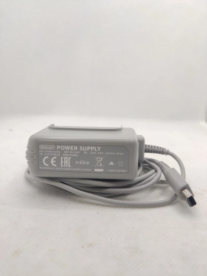 ALIMENTATORE ORIGINALE NINTENDO NEW 3DS/3DS XL/NEW 2DS/3DS/2DS/DSI Power Supply - Immagine 1 di 2
