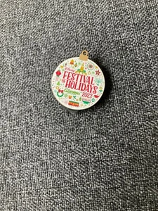 DISNEY CALIFORNIA ADVENTURE FESTIVAL OF THE HOLIDAYS 2023 PIN - Picture 1 of 6