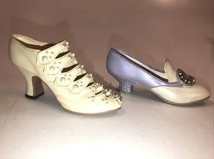 Menge 2 Just the Right Schuh von Raine - Willitts #25024 1999 und # 25011 1998 - Bild 1 von 7