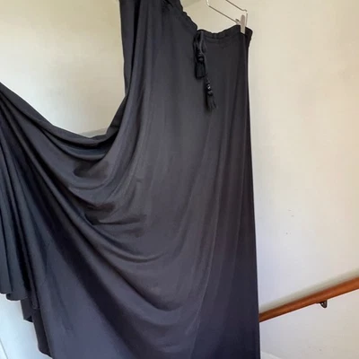 Maxi Falda Para Mujer Calypso St Barth Negra Borla Cordón Boho Fairygoth Grande Foto 1 de 4