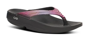 Neu Oofos OOlala limitierte Damen-Sandale ─ Disco Zebra nur 62,89 $! (UVP 79,95€+) - Bild 1 von 8