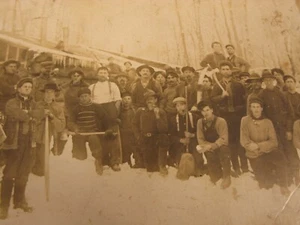 ANTIQUE AXE MEN PHOTOGRAPH WOODSMAN PAUL BUNYAN HUNTERS LOG CABIN ADIRONDACKS !! - Picture 1 of 6