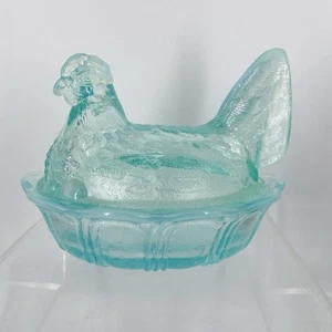 FENTON Nesting Hen Art Glass Light Blue with Slag Edge Chicken on Nest 5.5" - Picture 1 of 15