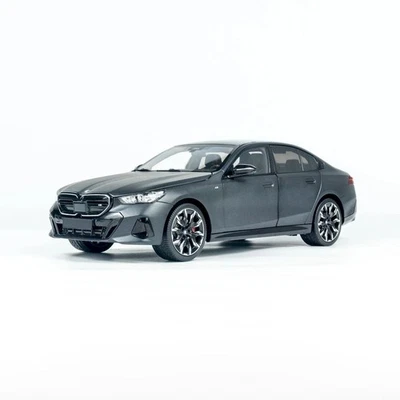 Minichamps 110023401 1:18 BMW i5 (G60) Matt Grey, 2023 - Image 1 of 4