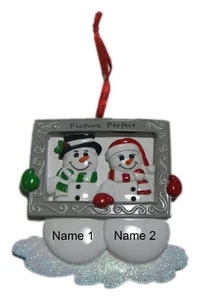 SNOWMAN COUPLE ENGAGED CHRISTMAS ORNAMENT WEDDING GIFT FAVOR PERSONALIZE FREE - Picture 1 of 1