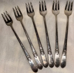 Set Of 6 ADORATION Lobster Forks By 1847 Rogers Bros IS - Picture 1 of 7