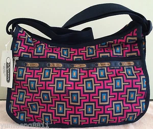 NUEVO CON ETIQUETAS Bolso bandolera bandolera LeSportsac Classic Hobo bolso elevado rosa azul oro $72 - Imagen 1 de 5