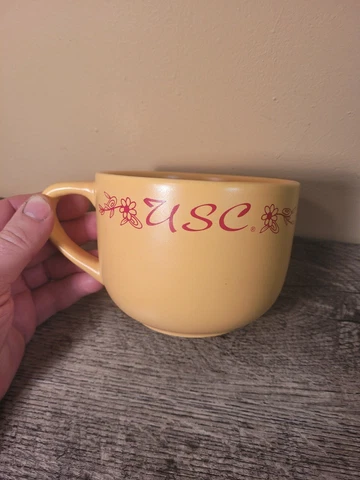 Vintage USC Trojans College Football Baseball Giant Yellow Mug / Cup- VERY COOL! Cover