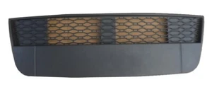 Vendo 0086346 GRIGLIA CALANDRA NERA CENTRALE PARAURTI ANTERIORE LIGIER IXO - Picture 1 of 1