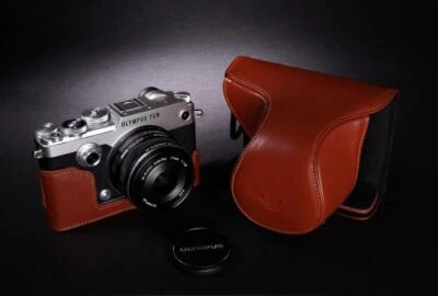 Medio estuche bolsa para cámara de cuero genuino hecha a mano para Olympus PEN-F +12 mm + 17 mm Foto 1 de 4