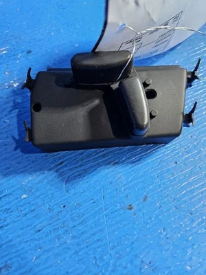 Переключатель передней двери водительское сиденье без подогрева подходит для 06–08 PACIFICA 5598 - Изображение 1 из 4