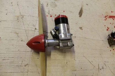 McCoy .35 Red Head, motor de avión modelo Nitro vintage Foto 1 de 4