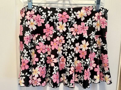 Women’s VICTORIA’S SECRET Mini Cover-Up Quick-Dry Skirt, Pink/Black Floral, Sz L - Image 1 of 4