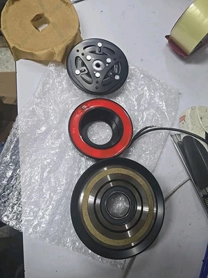 88410-0K720 Airconditioning A/C Compressor Clutch for TOYOTA HILUX 2015-25 - Image 1 of 4