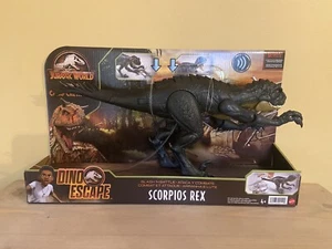 Jurassic World Camp Cretaceous Slash 'n Battle Stinger Scorpios Rex BNIB Park - Picture 1 of 7