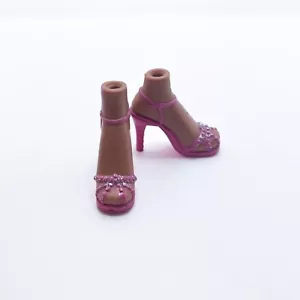 Girlfriendz Nite Out Yasmin Bratz Girlz Doll Shoes Pink Glittery Heels - Picture 1 of 5