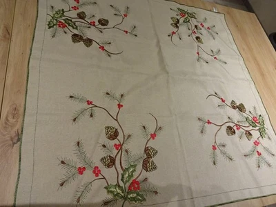 Tischdecke,  Weihnachten, ca.87x87cm, beige-hellbraun mit Stickerei - Bild 1 von 4