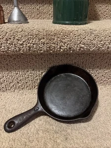 #3 LONG LIFE by WAGNER Cast Iron Skillet Pan #1753 - Picture 1 of 6