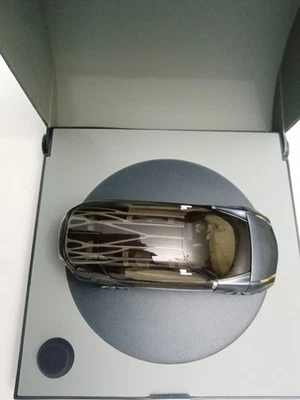 Renault Concept Car Ondelios Salon Paris 2008 1/43 Norev avec boite - Photo 1/4