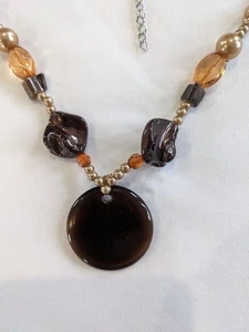 Necklace Pendant Brown Adjustable Clasp Glass & Pearlised Length 16.5"/42 Cms - Picture 1 of 3
