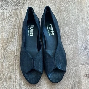 NWOT Munro Women's Black Peep-Toe Shoes 7 - Picture 1 of 7