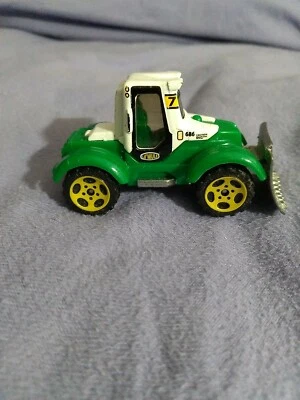 Arado tractor Mattel Matchbox 2005 Foto 1 de 4