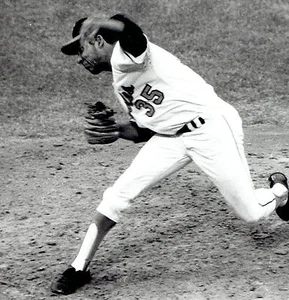 1970 Vintage Photo World Series Game 5 Baltimore Orioles pitcher Mike Cuellar - Picture 1 of 2