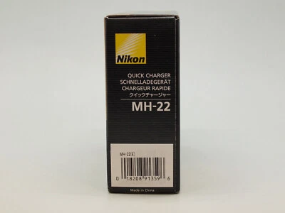 Nikon genuine MH-22 Quick Charger for Nikon EN-EL4 & EN-EL4a Batteries - Image 1 of 4